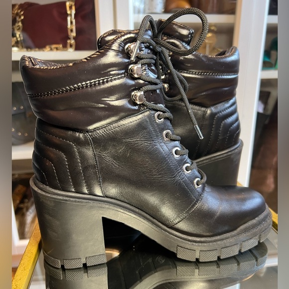 ***SOLD $70***Marc Fisher LTD Black Heeled Boot Size 8 - Picture 5 of 10